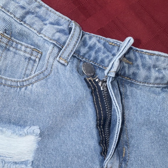 SHEIN Light Blue Distressed Cut-Off Denim Shorts Girls Size 8-9Y - Picture 3 of 7